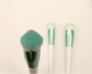 化妝刷一般都有哪些材質(zhì)呢？