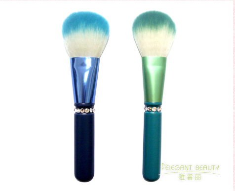 化妝刷挑選指南，助你打造精致妝容！