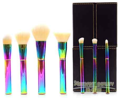 化妝刷工具的蜜粉刷清洗怎么清洗？