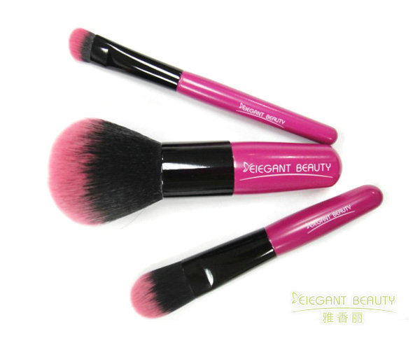 成套化妝刷的刷毛植毛密度與抓粉力量化標(biāo)準(zhǔn)解析