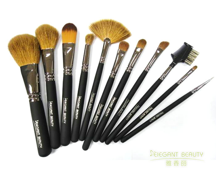 化妝刷工廠的刷毛裁剪技術(shù)如何保證刷毛端面平整？